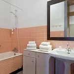 Otel Enzo Contrexéville
