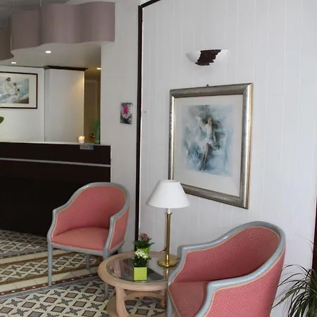 Hotel Enzo *