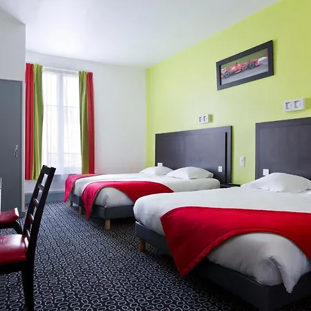 Enzo Hotels Contrexeville Hotel *