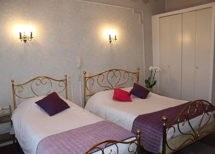 Enzo Отель Контрексвиль